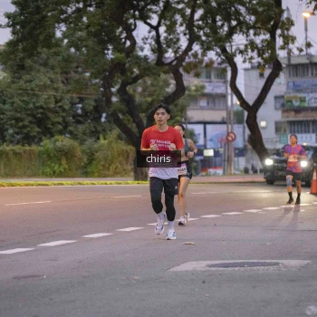 Runner Photo 1760104