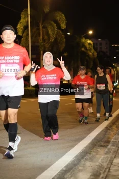 Runner Photo 1760158