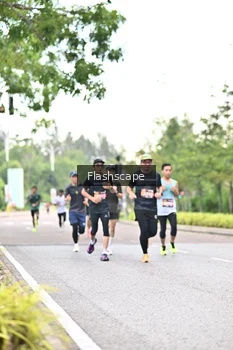 Runner Photo 1760240