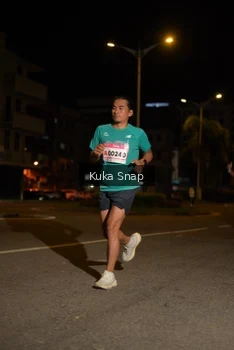 Runner Photo 1760345