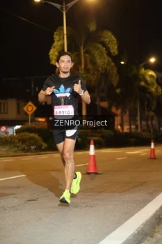 Runner Photo 1760406