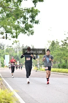 Runner Photo 1760461
