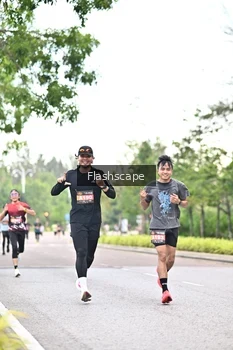 Runner Photo 1760469