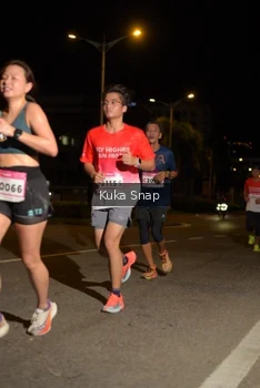 Runner Photo 1760472