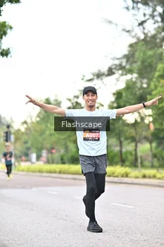 Runner Photo 1760583