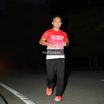 Runner Photo 1760719