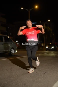 Runner Photo 1761167