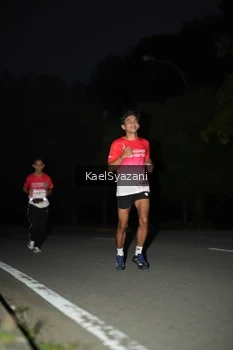 Runner Photo 1761244