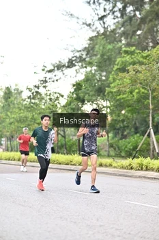 Runner Photo 1761302