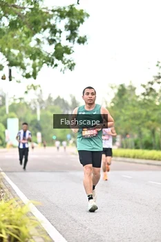 Runner Photo 1761311