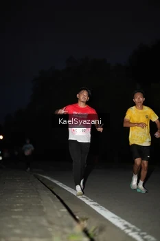 Runner Photo 1761319