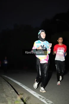 Runner Photo 1761408
