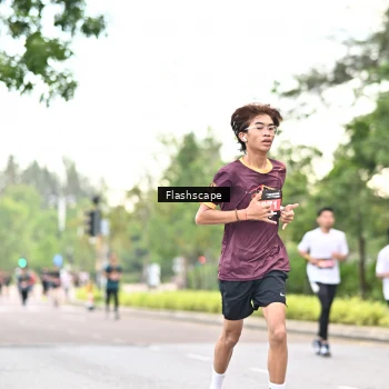 Runner Photo 1761511