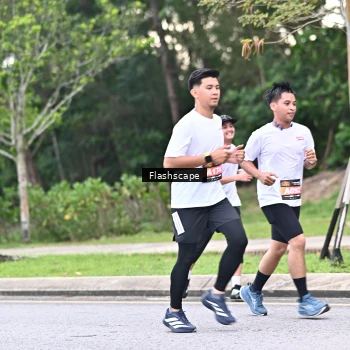 Runner Photo 1761588