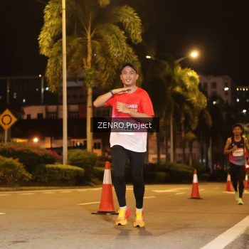 Runner Photo 1761744