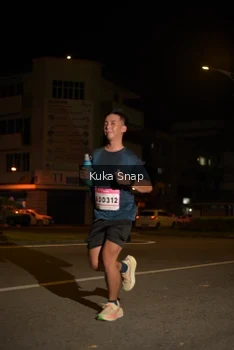 Runner Photo 1762286