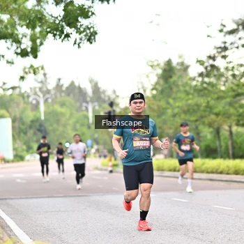 Runner Photo 1762374