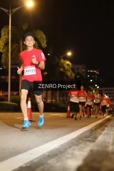 Runner Photo 1762497