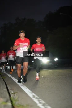 Runner Photo 1762654