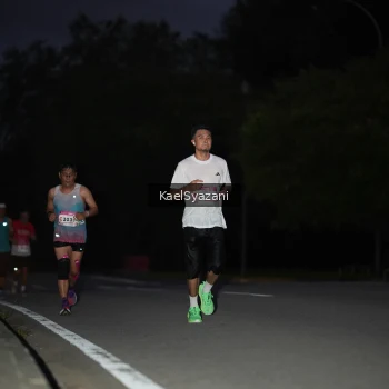 Runner Photo 1762990