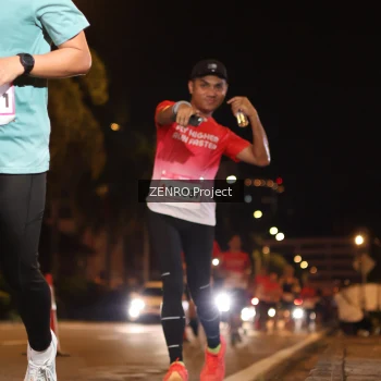 Runner Photo 1763256