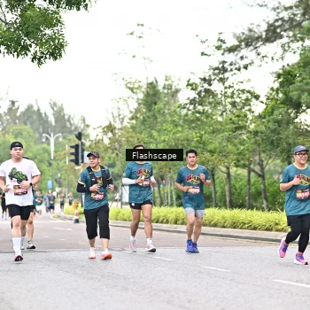 Runner Photo 1763360