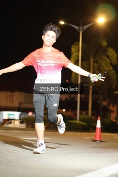 Runner Photo 1764005