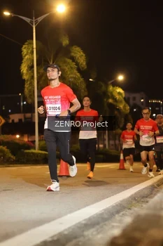 Runner Photo 1764262