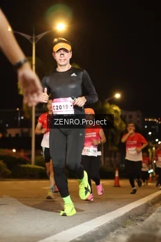 Runner Photo 1764450