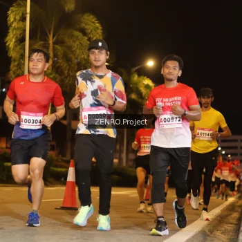 Runner Photo 1764650