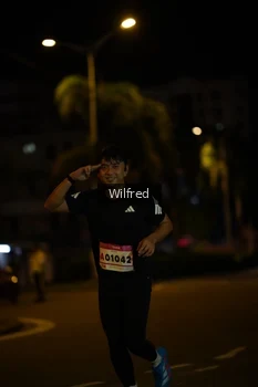 Runner Photo 1765209