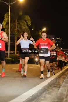 Runner Photo 1765398