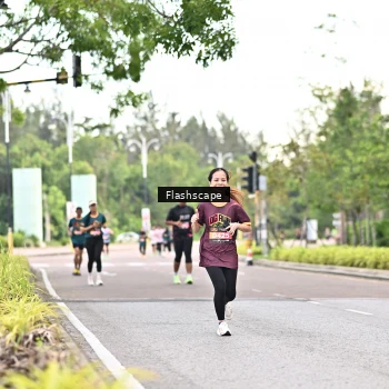 Runner Photo 1765678