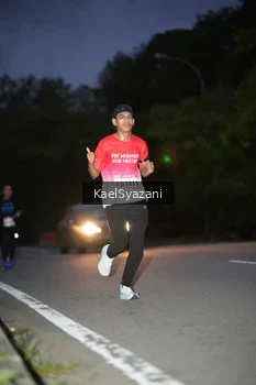 Runner Photo 1765679