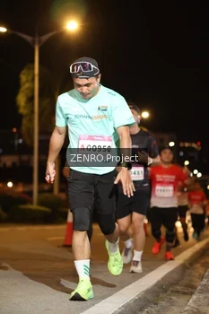 Runner Photo 1765716