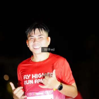 Runner Photo 1765888
