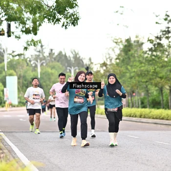 Runner Photo 1765899