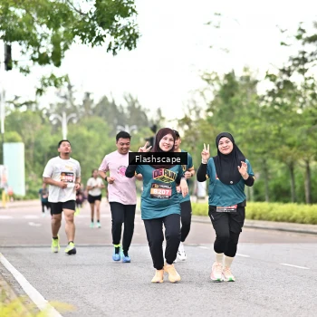 Runner Photo 1765923