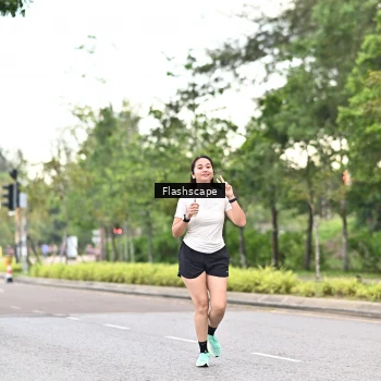 Runner Photo 1766004
