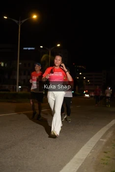 Runner Photo 1766017