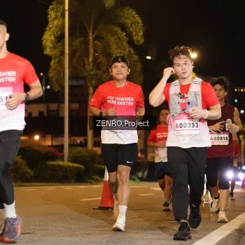 Runner Photo 1766035