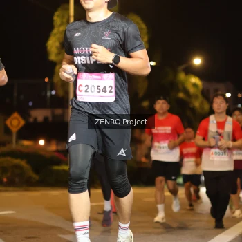 Runner Photo 1766038