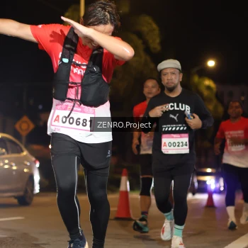 Runner Photo 1766094