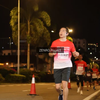 Runner Photo 1766240