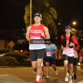Runner Photo 1766310