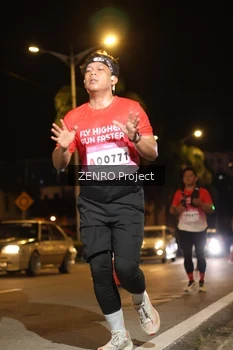 Runner Photo 1766354