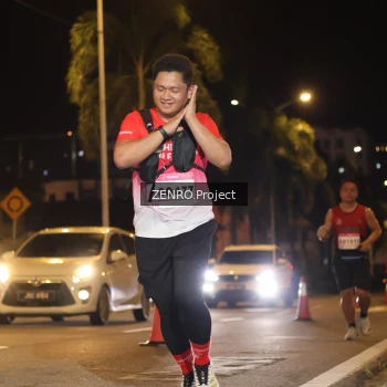 Runner Photo 1766377