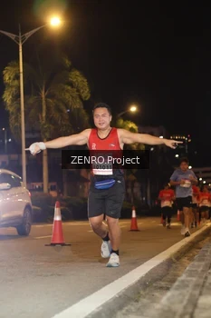 Runner Photo 1766398