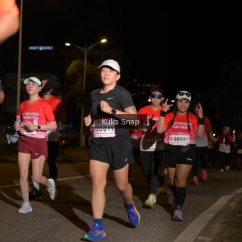 Runner Photo 1766664