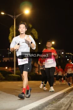 Runner Photo 1766666